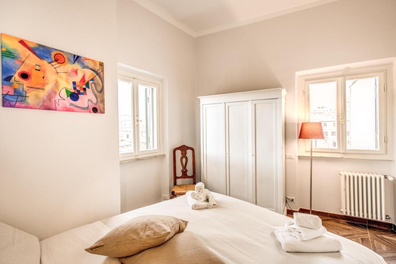 Apartmán Cavour Attic With Terrace Řím Exteriér fotografie